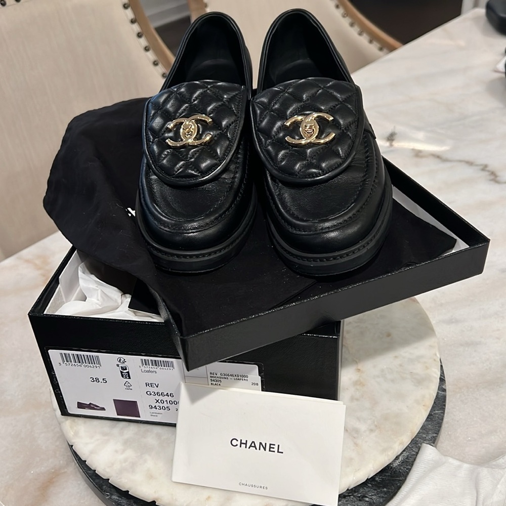 WOMENS Chanel Padlock Quilted Pillow Top TURN LOCK Loafers Size 38.5 - Picture 13 of 17